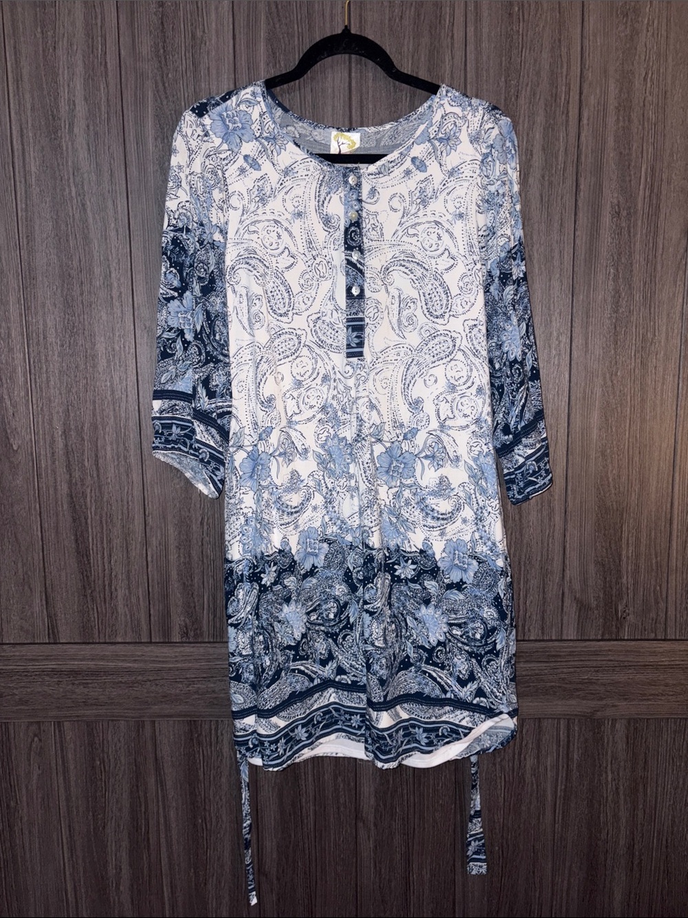 fig and flower Blue and White Paisley Tunic